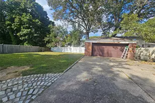 5 Lincoln Ave, Smithtown, NY 11787 - Photo 12