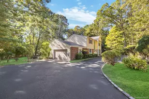 8 Chablis Dr, Dix Hills, NY 11746 - Photo 2