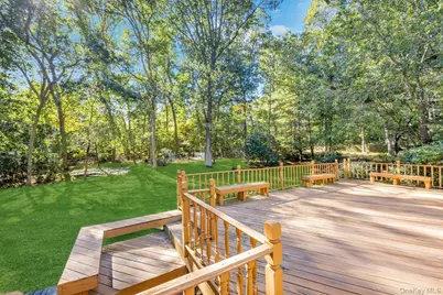 8 Chablis Drive, Dix Hills, NY 11746 - Photo 12