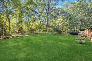 8 Chablis Dr, Dix Hills, NY 11746 - Photo 18