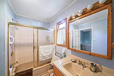 10 Munson Street, Medford, NY 11763 - Photo 42