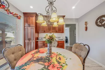 10 Munson Street, Medford, NY 11763 - Photo 30
