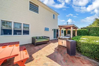 10 Munson Street, Medford, NY 11763 - Photo 22