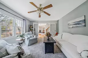 10 Munson St, Medford, NY 11763 - Photo 28