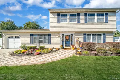 10 Munson Street, Medford, NY 11763 - Photo 1