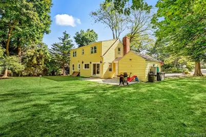 110 Topland Road, White Plains, NY 10605 - Photo 28