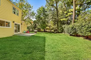 110 Topland Rd, White Plains, NY 10605 - Photo 34