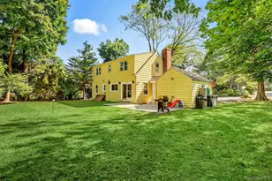 110 Topland Rd, White Plains, NY 10605 - Photo 32