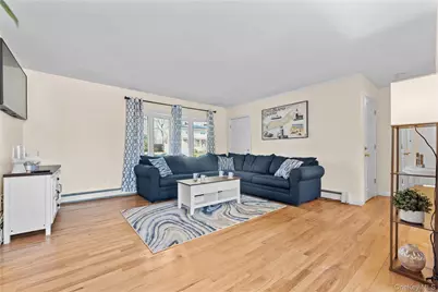 145 Washington Avenue, Deer Park, NY 11729 - Photo 8