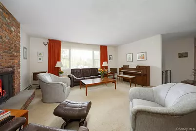 15 Heather Court, Fishkill, NY 12524 - Photo 4