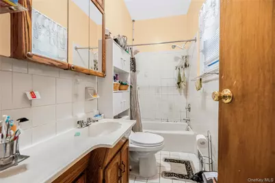 38 Carroll Street, Yonkers, NY 10705 - Photo 8