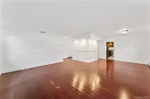 43 Millbrook Dr, Brookhaven, NY 11790 - Photo 4