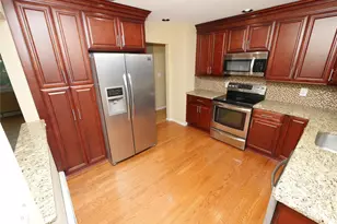 20 Whitestone Rd, Sound Beach, NY 11789 - Photo 8