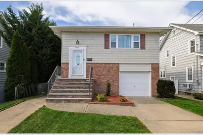 2282 Saratoga Street, Oceanside, NY 11572 - Photo 2