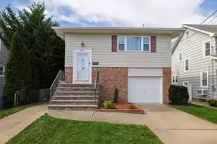 2282 Saratoga St, Oceanside, NY 11572 - Photo 2