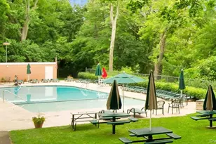 153 E Hartsdale Ave, Hartsdale, NY 10530 - Photo 14