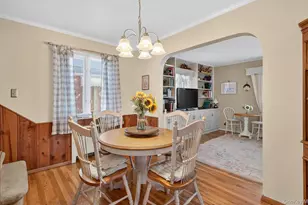 227 Brown St, Mineola, NY 11501 - Photo 6