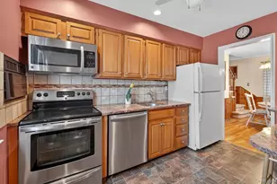 227 Brown St, Mineola, NY 11501 - Photo 8