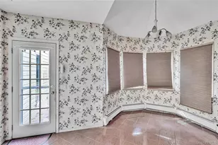 1 Oakleaf Ct, Huntington, NY 11743 - Photo 6