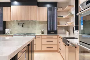 487 Davie St, Westbury, NY 11590 - Photo 22