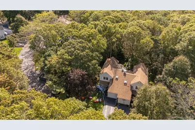 18 Lindsey Court, Holtsville, NY 11742 - Photo 32