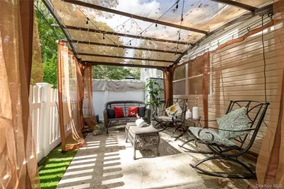 18 Lindsey Court, Holtsville, NY 11742 - Photo 26