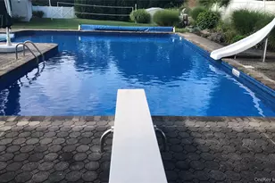 6 Twilight Ct, Melville, NY 11747 - Photo 12