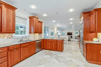 4 Martin Avenue, Shoreham, NY 11786 - Photo 18