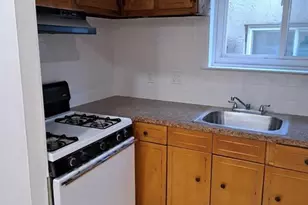 1012 E 233rd St, Bronx, NY 10466 - Photo 8