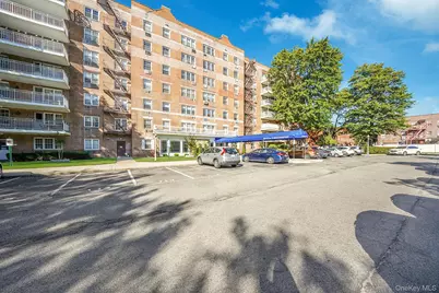 8509 151st Avenue #5A, Howard Beach, NY 11414 - Photo 4