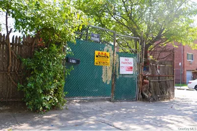 3560 Bronxwood Avenue, Bronx, NY 10469 - Photo 2