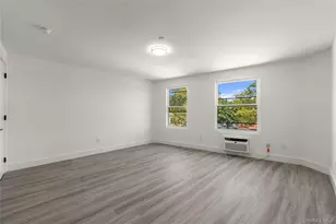 3528 Tiemann Ave, Bronx, NY 10469 - Photo 4