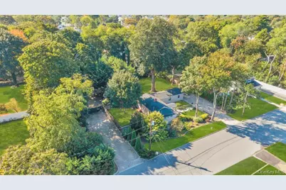36 7th Avenue, Brentwood, NY 11717 - Photo 26