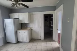 107 Smith St, Poughkeepsie, NY 12601 - Photo 4