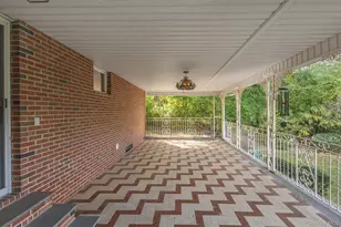 39 Annette Dr, Port Washington, NY 11050 - Photo 8