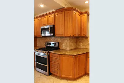 2973 Harding Avenue, Bronx, NY 10465 - Photo 10