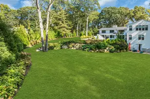 4 Treeview Dr, Melville, NY 11747 - Photo 40