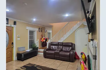 61 Wheeler Road, Central Islip, NY 11722 - Photo 10