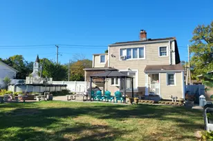 61 Wheeler Rd, Central Islip, NY 11722 - Photo 6