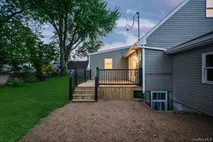 732 Woodside Dr, Wantagh, NY 11793 - Photo 34