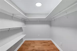 45 Venetian Prom, Lindenhurst, NY 11757 - Photo 20