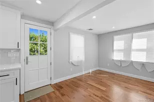 45 Venetian Prom, Lindenhurst, NY 11757 - Photo 12