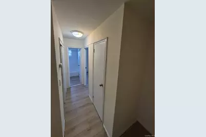 58 S Clinton Avenue, Bay Shore, NY 11706 - Photo 4