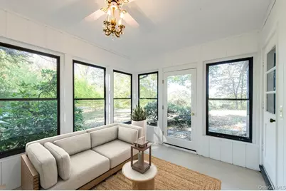 19 Ridgeview Road, Poughkeepsie, NY 12603 - Photo 12