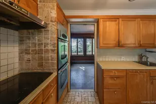 19 Ridgeview Rd, Poughkeepsie, NY 12603 - Photo 16