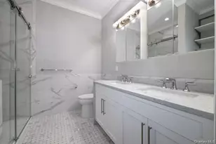 63 Sunlight Walk, Holbrook, NY 11741 - Photo 14