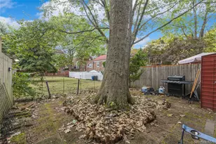 80-14 150th St, Briarwood, NY 11435 - Photo 16