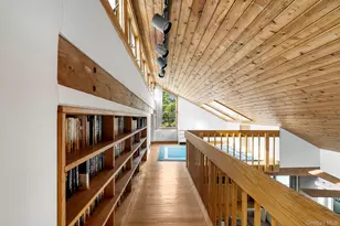 278 Cranberry Hole Rd, Amagansett, NY 11930 - Photo 16