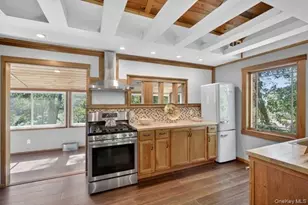 6 Deer Trail N, Greenwood Lake, NY 10925 - Photo 4