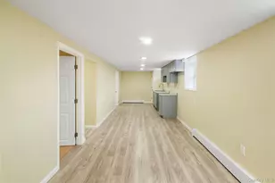 385 Clayton St, Central Islip, NY 11722 - Photo 2